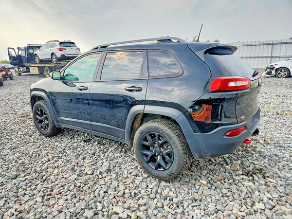 2017 JEEP CHEROKEE TRAILHAWK 4X4
