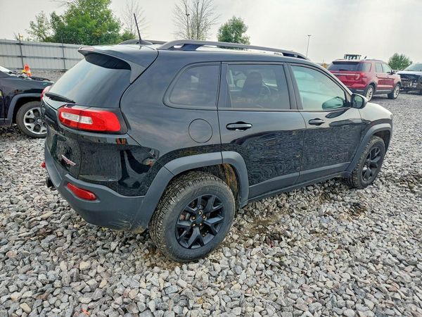 2017 JEEP CHEROKEE TRAILHAWK 4X4