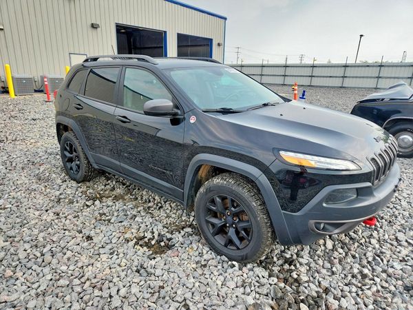 2017 JEEP CHEROKEE TRAILHAWK 4X4
