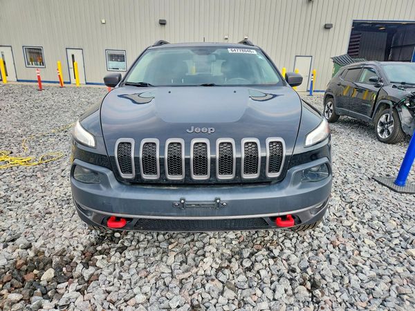 2017 JEEP CHEROKEE TRAILHAWK 4X4