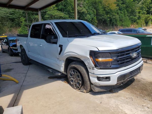 2025 FORD F150 XLT