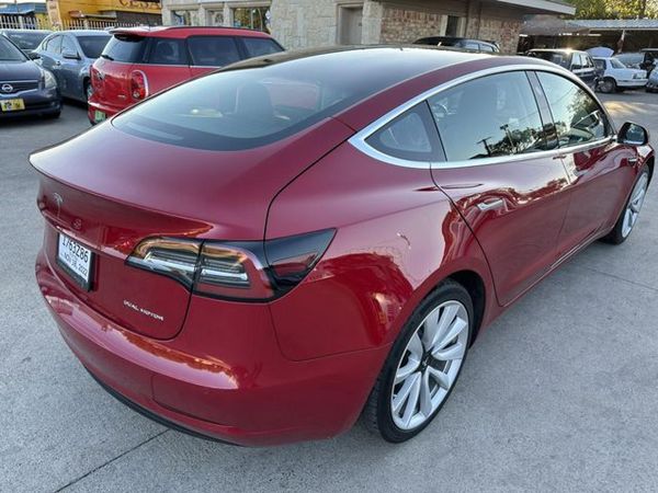 2018 TESLA MODEL 3
