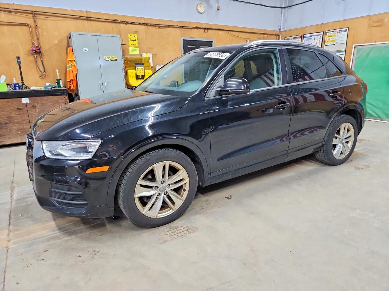 2017 AUDI Q3
