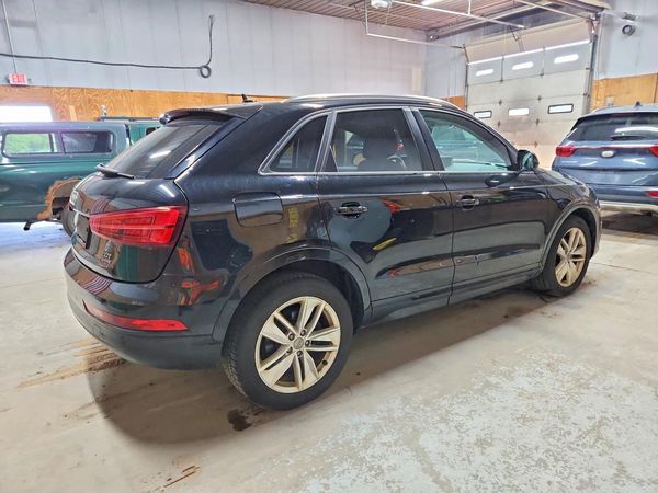 2017 AUDI Q3