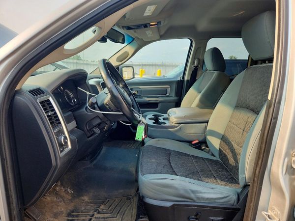 2013 RAM 1500 SLT