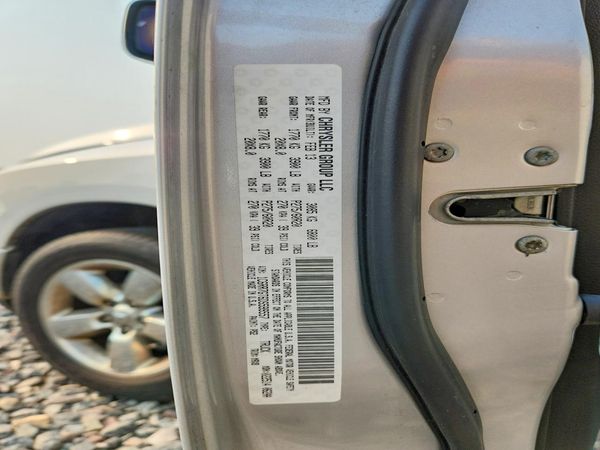 2013 RAM 1500 SLT