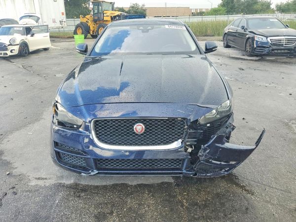2017 JAGUAR XE