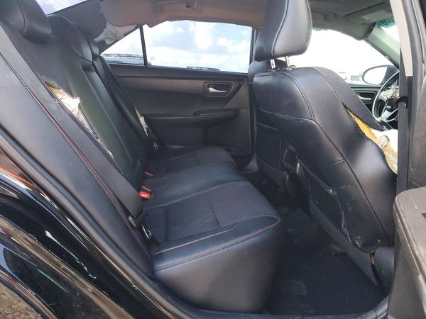 2017 TOYOTA CAMRY