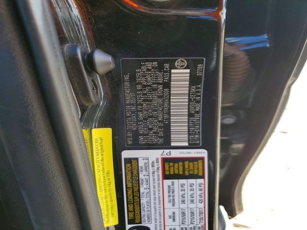 2017 TOYOTA CAMRY