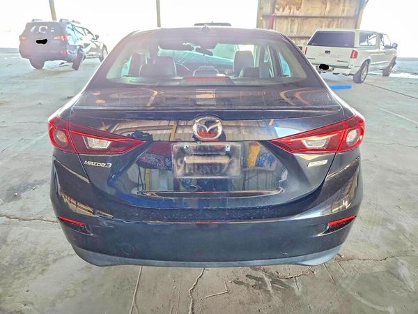 2018 MAZDA 3 Touring — DIRR