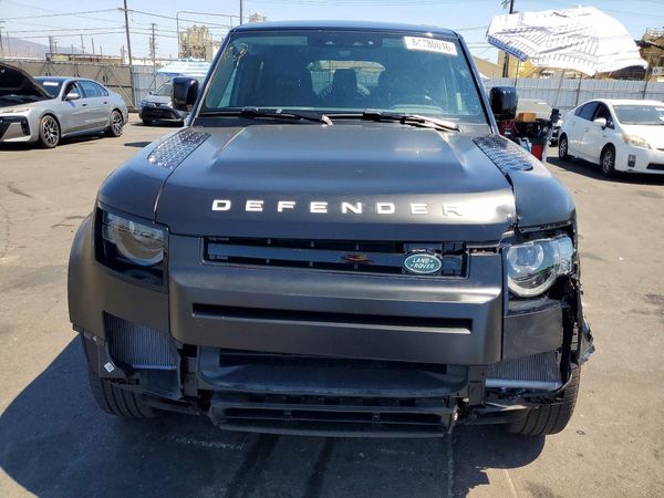 2025 LAND ROVER DEFENDER 130 S