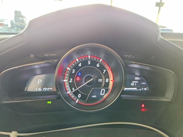 2015 MAZDA 3 Touring/GS