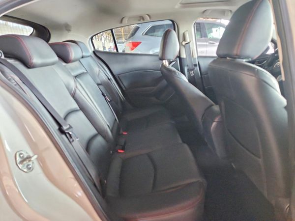 2015 MAZDA 3 Touring/GS