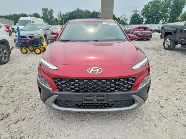 2023 HYUNDAI KONA SE