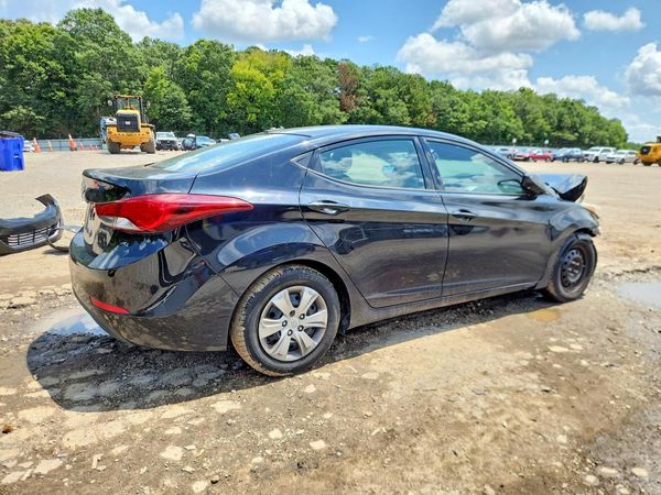 2016 HYUNDAI ELANTRA