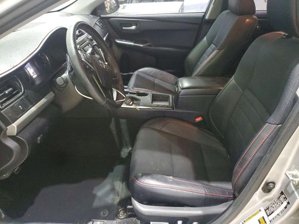 2016 TOYOTA CAMRY