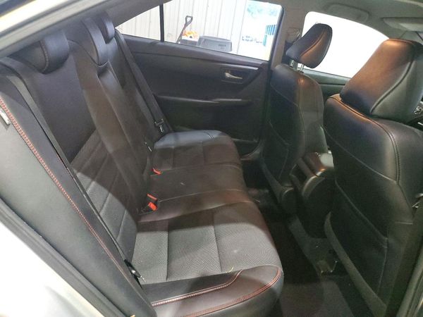 2016 TOYOTA CAMRY
