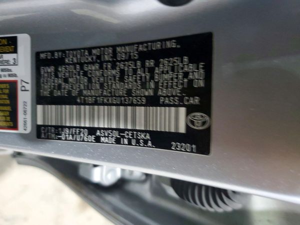 2016 TOYOTA CAMRY