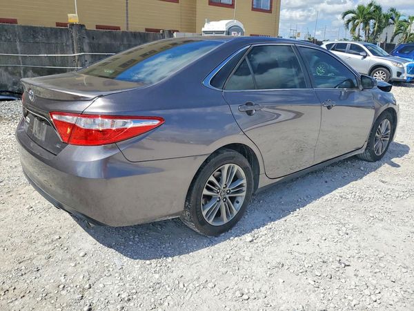 2015 TOYOTA CAMRY