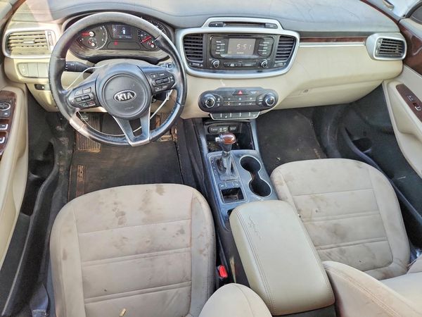 2016 KIA SORENTO L / LX