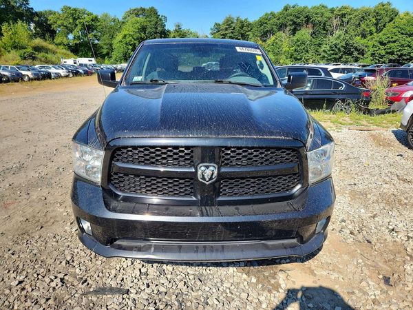 2017 RAM 1500 ST QUAD CAB 4X2