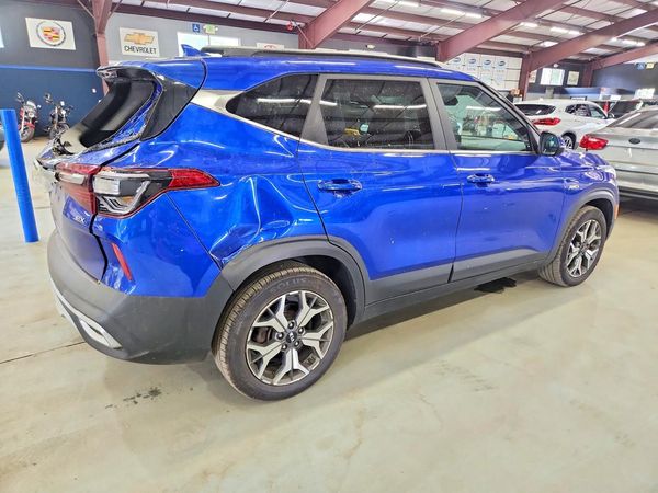 2021 KIA SELTOS EX