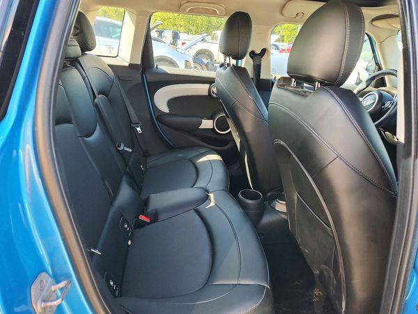 2015 MINI COOPER