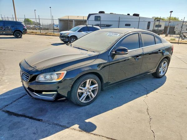 2015 VOLVO S60 Premier+ (non R design)