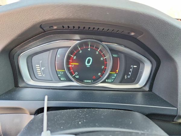 2015 VOLVO S60 Premier+ (non R design)