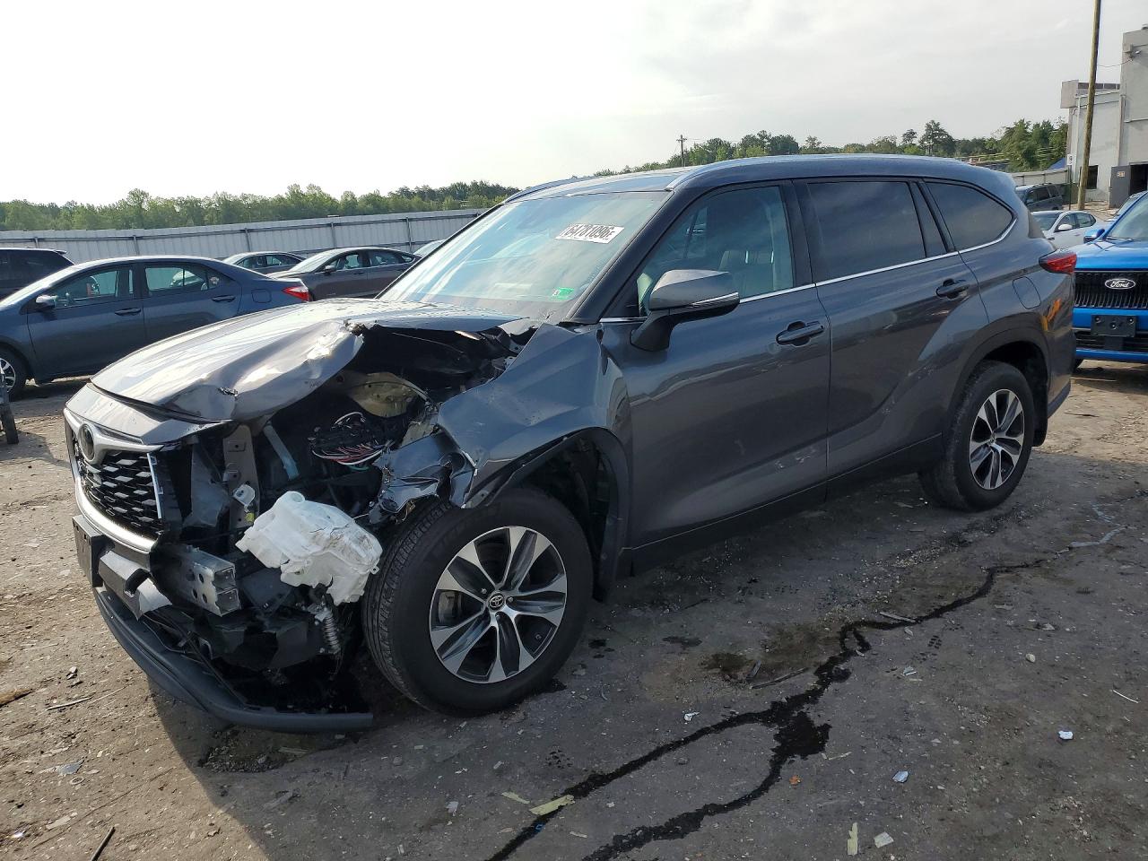 2020 TOYOTA HIGHLANDER XLE Nav