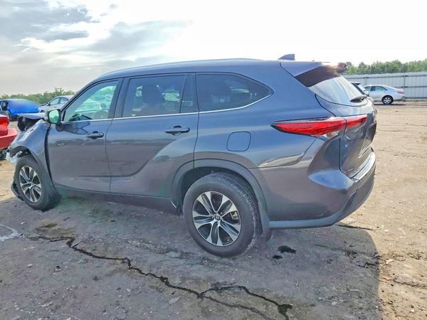 2020 TOYOTA HIGHLANDER XLE Nav