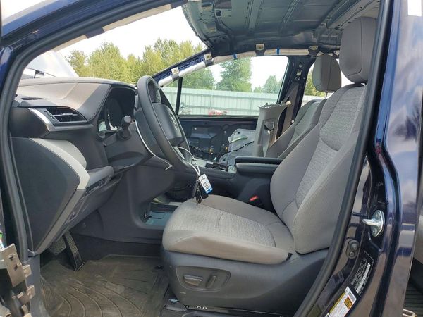 2024 TOYOTA SIENNA LE