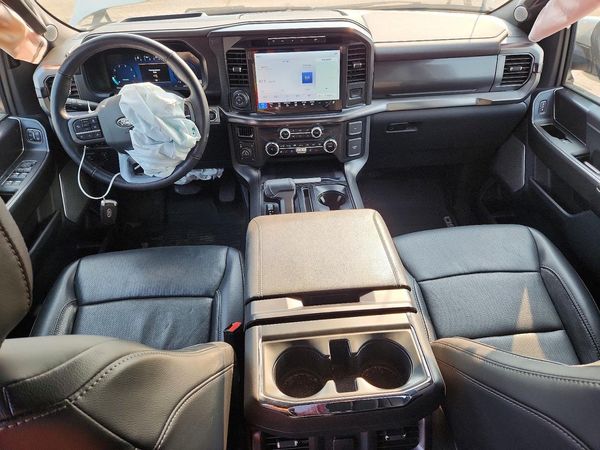 2024 FORD F150