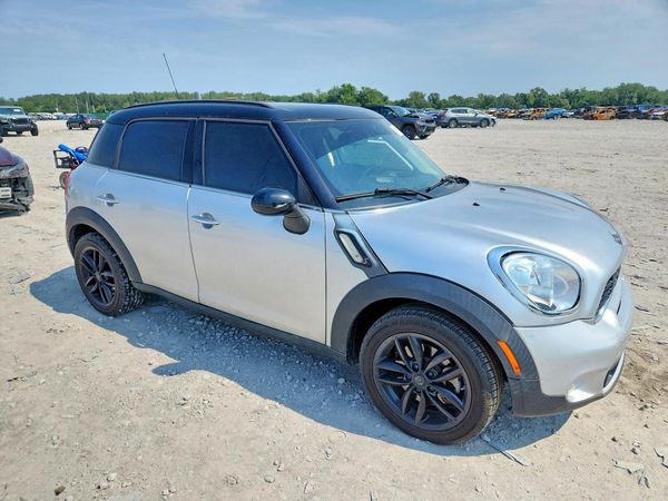2014 MINI COOPER