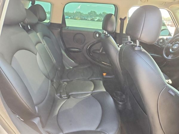 2014 MINI COOPER