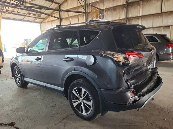 2018 TOYOTA RAV4 Adventure/XLE