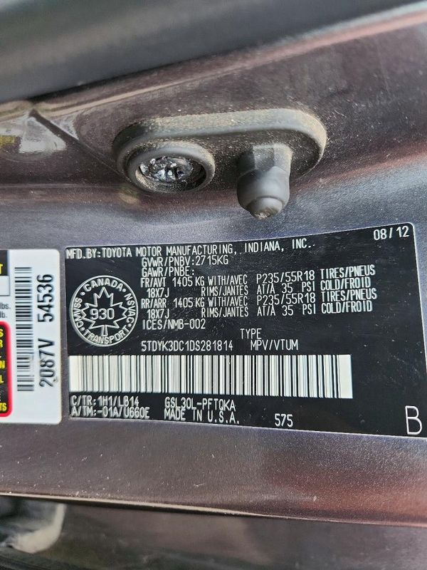 2013 TOYOTA SIENNA