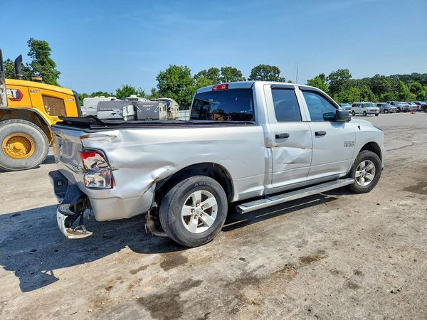 2016 RAM 1500 ST