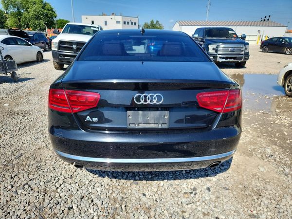 2013 AUDI A8