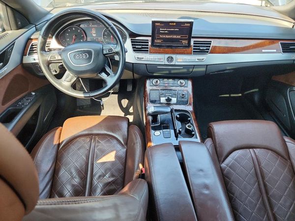 2013 AUDI A8