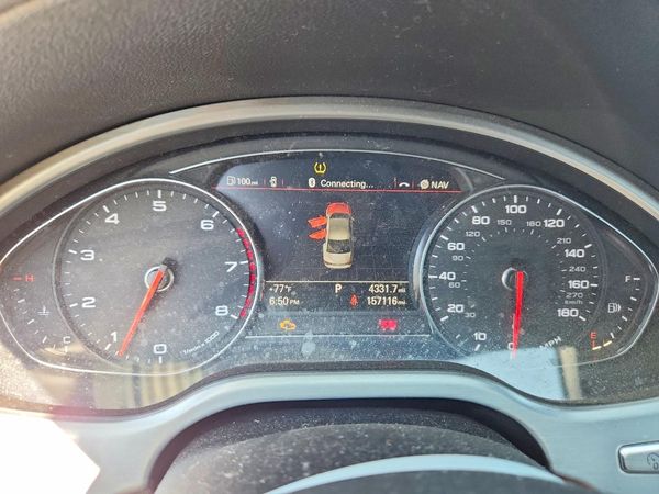 2013 AUDI A8