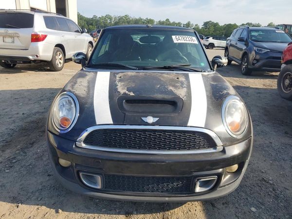 2013 MINI COOPER