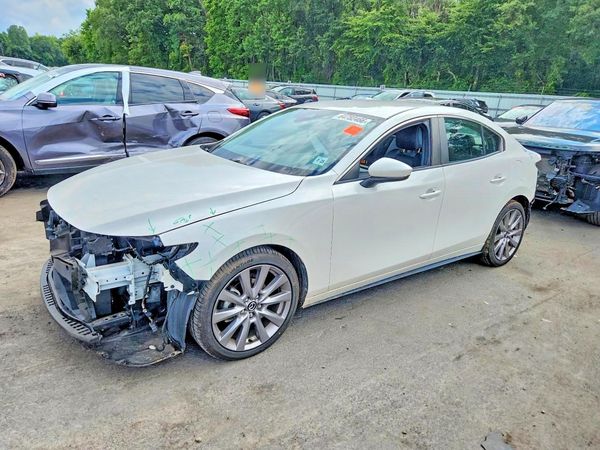 2020 MAZDA 3