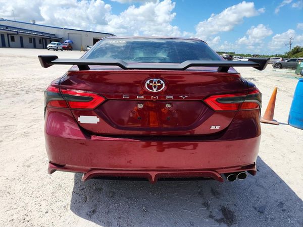 2018 TOYOTA CAMRY