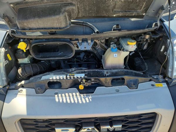 2020 RAM PROMASTER 3500 VF — Engine bay