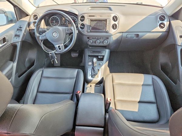 2017 VOLKSWAGEN TIGUAN