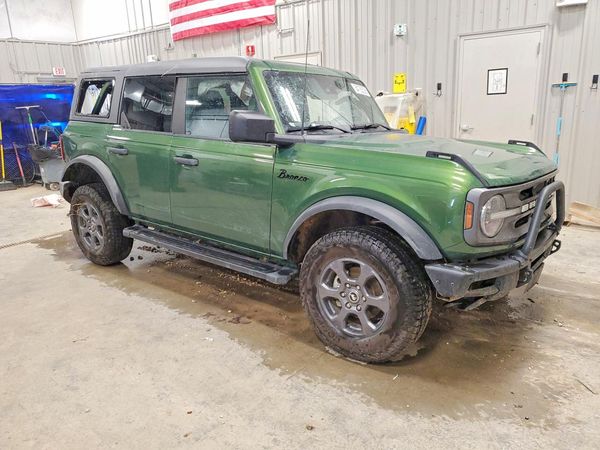 2022 FORD BRONCO