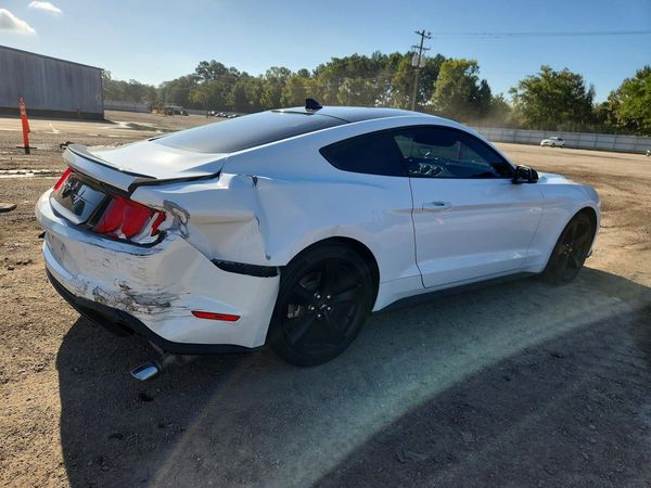 2023 FORD MUSTANG I4