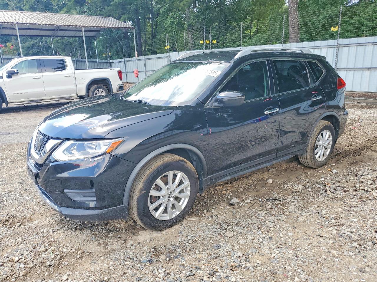2018 NISSAN ROGUE — Front 3/4