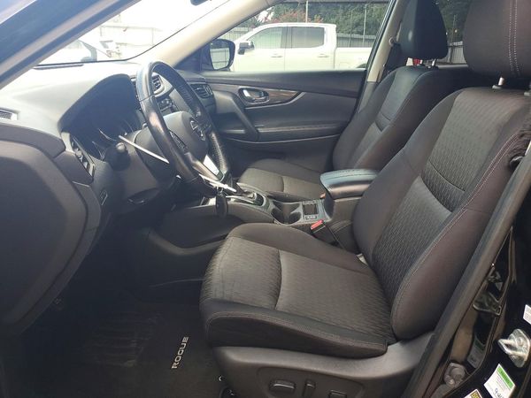 2018 NISSAN ROGUE — DENT